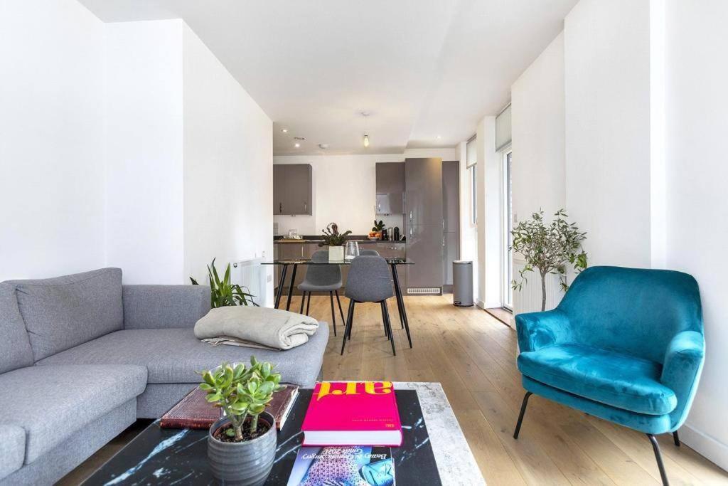 Relax In Beautiful & Cosy -zone 1 Apartamento